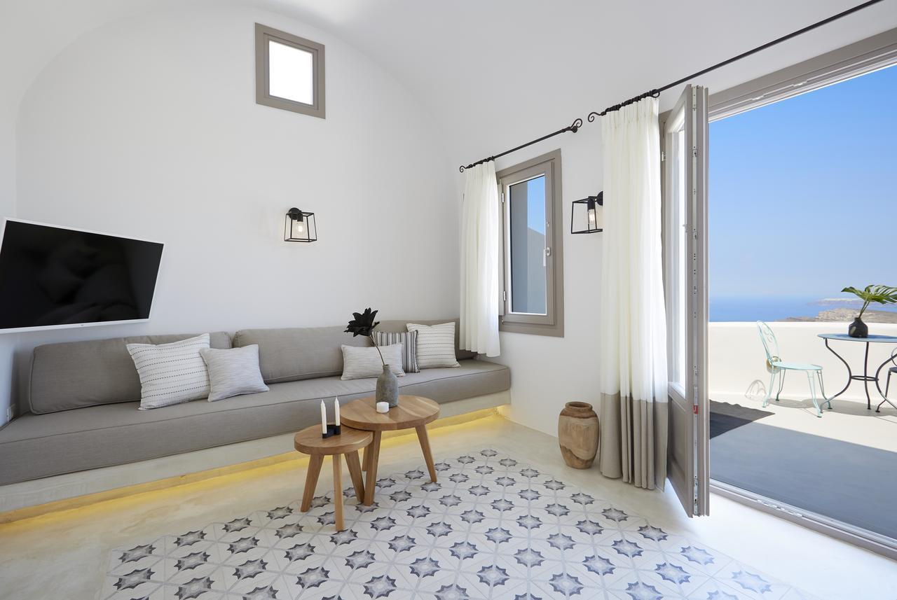 White & Co. La Torre Suites Pýrgos Exteriér fotografie