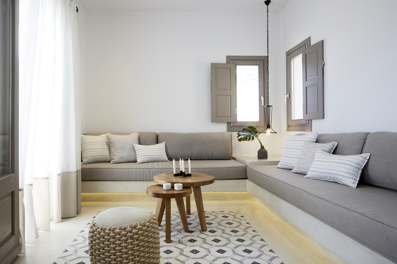 White & Co. La Torre Suites Pýrgos Exteriér fotografie